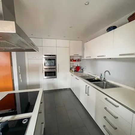 200m2 Triplex Proche Cathedrale *
