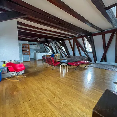 200m2 Triplex Proche Cathedrale *