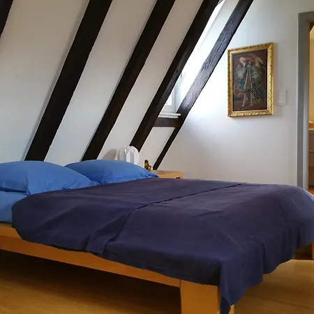 200m2 Triplex Proche Cathedrale *